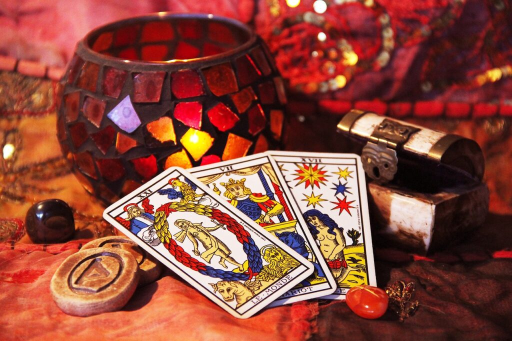 The Key Meaning Of The Magus Tarot Card - Tarot Daily