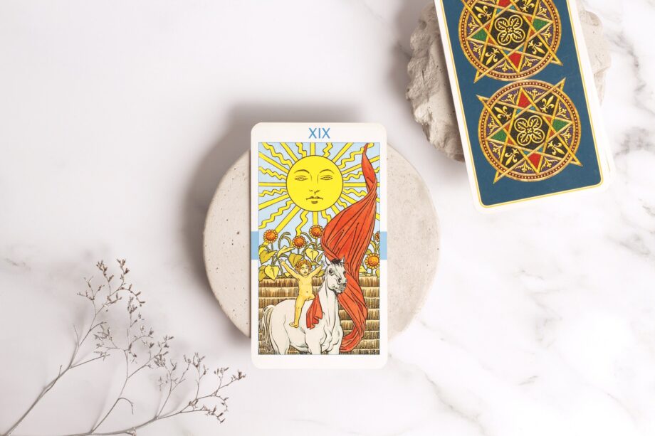 Sun tarot card