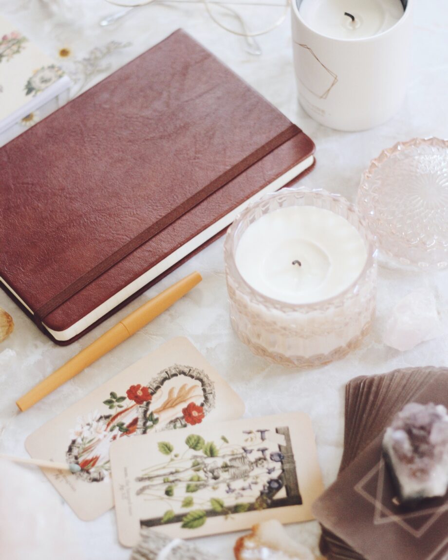 TAROT, JOURNALING + MEDITATION